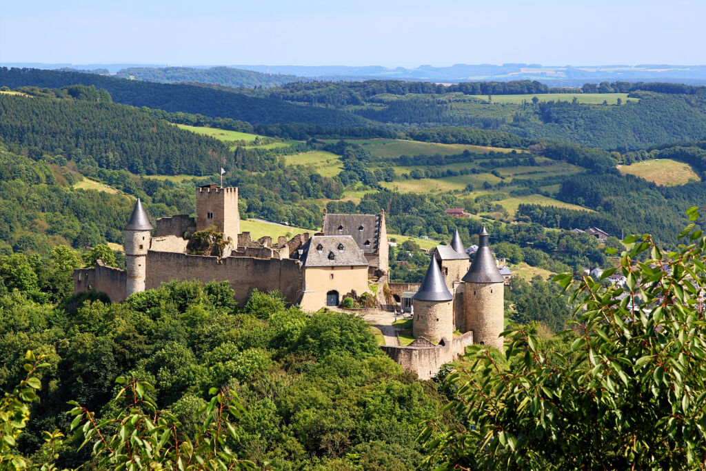Ruiny zamku Bourscheid, Luksemburg