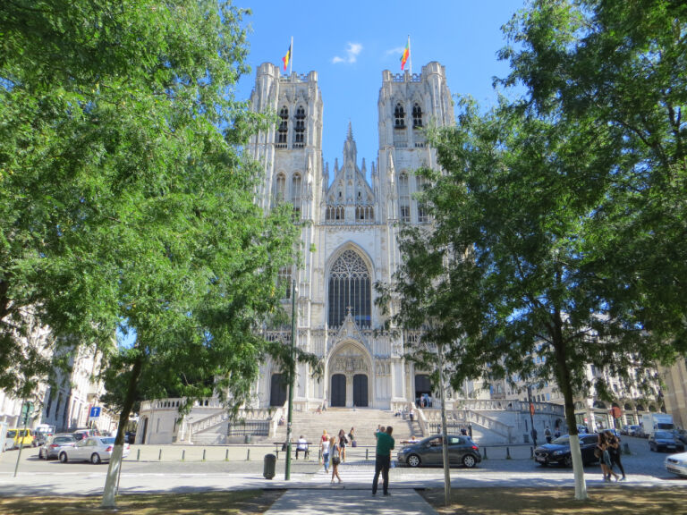 Katedra Świętego Michała i Świętej Guduli w Brukseli, zwiedzanie